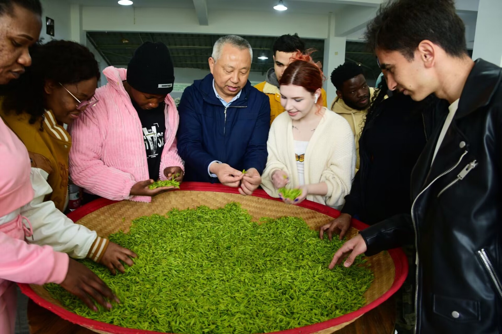 1681301272125990.jpg 图二.jpg