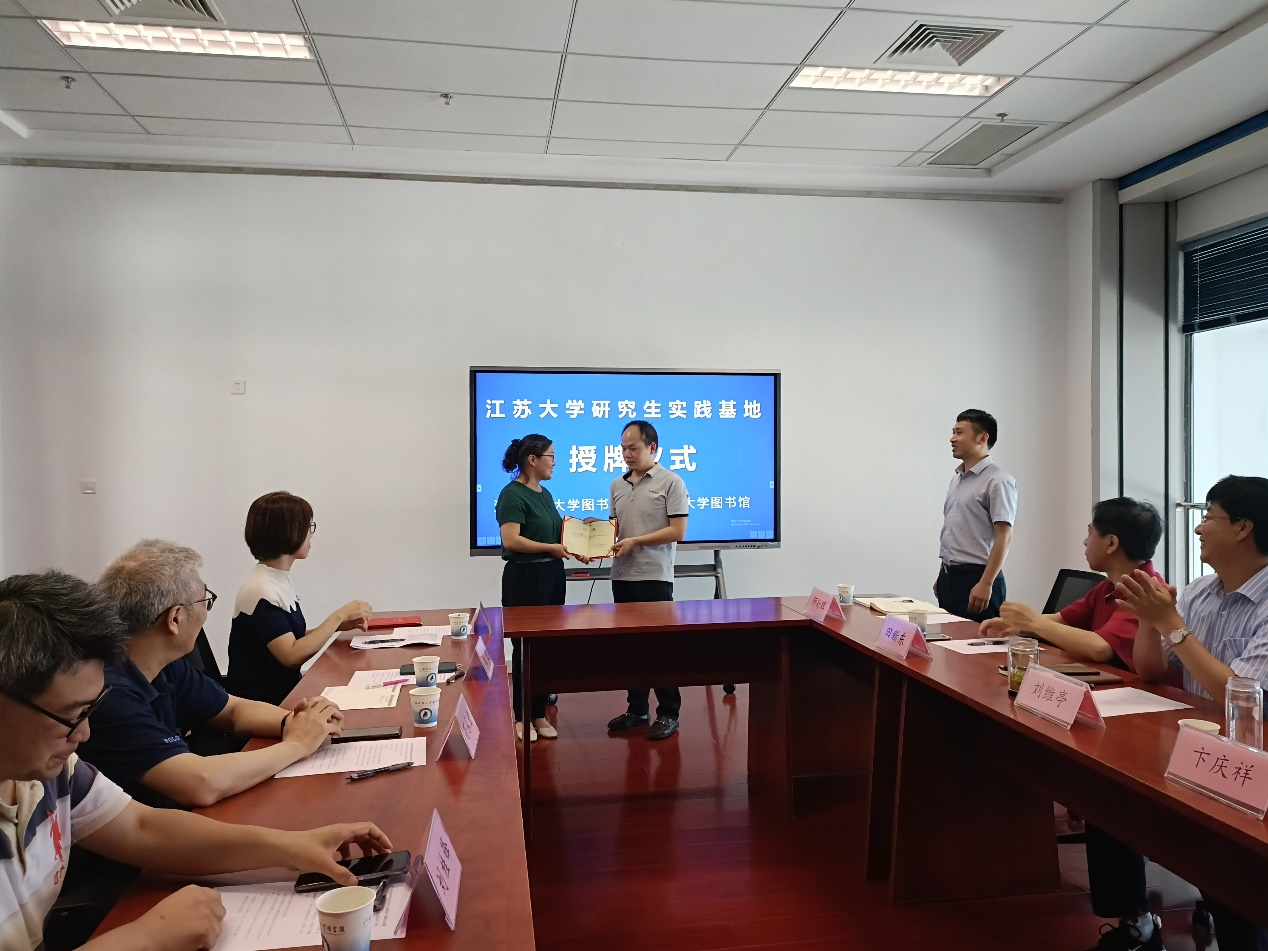 1654829209444453.png 图片3.png