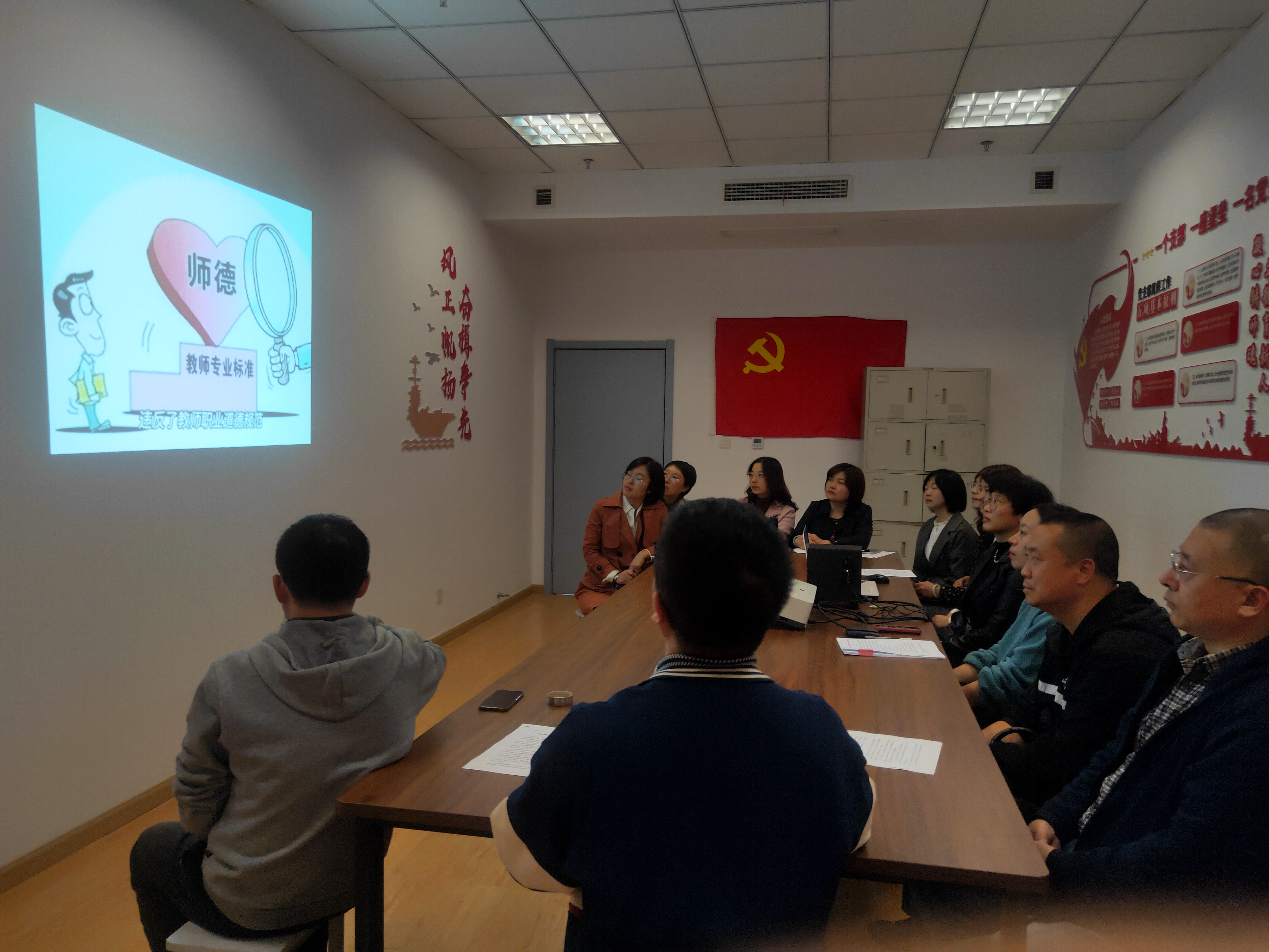 1668998889616671.jpg 1668998889616671.jpg