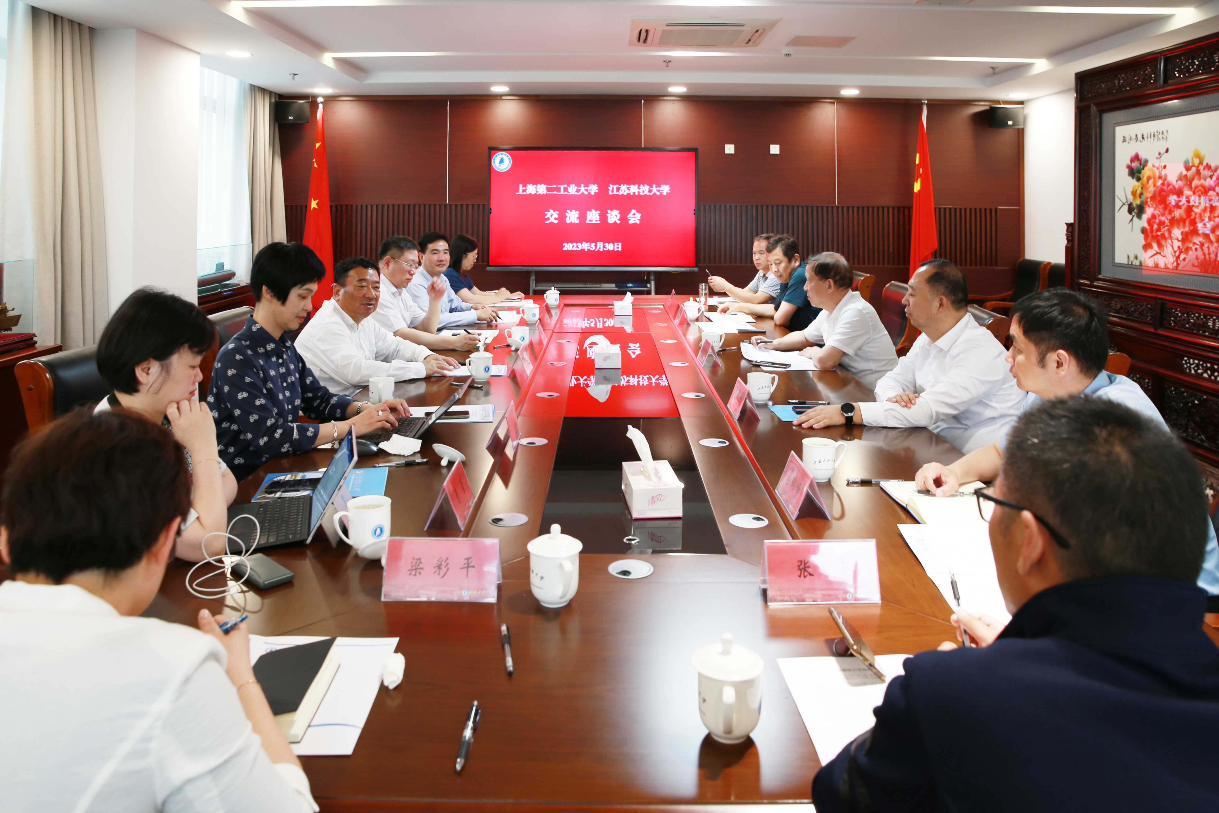 1685519854292435.jpg 4262c1f7-b596-4a14-b9b1-66169975ff48.jpg