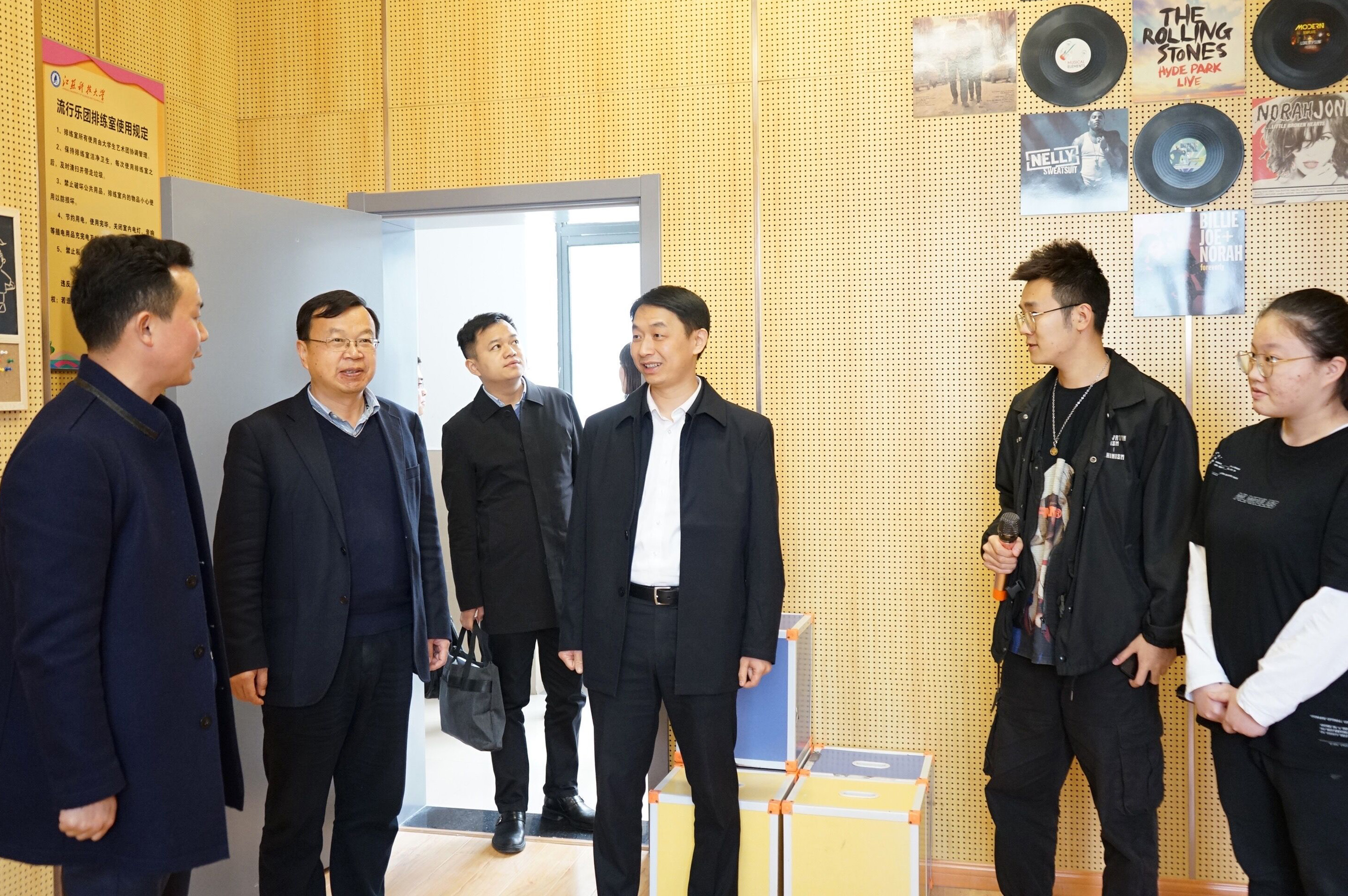 1618531812366183.jpg 6.jpg