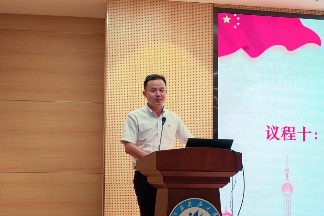 910023威尼斯团委书记薛泉祥老师讲话.jpg